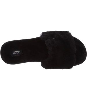 Black Cozette Ugg shoes/slippers